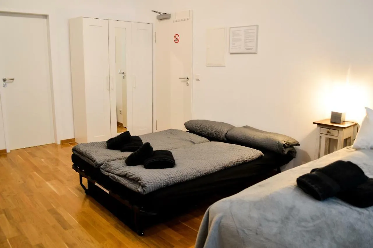 Aparthotel Centerapartments Tonhallenstrasse Dusseldorf