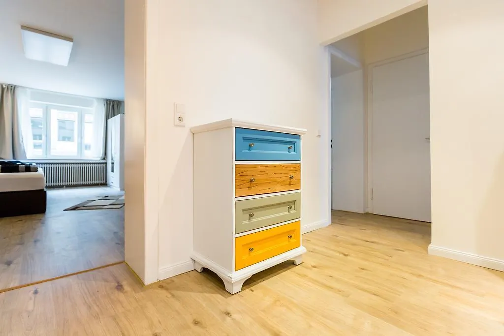 Centerapartments Tonhallenstrasse Dusseldorf 4*,